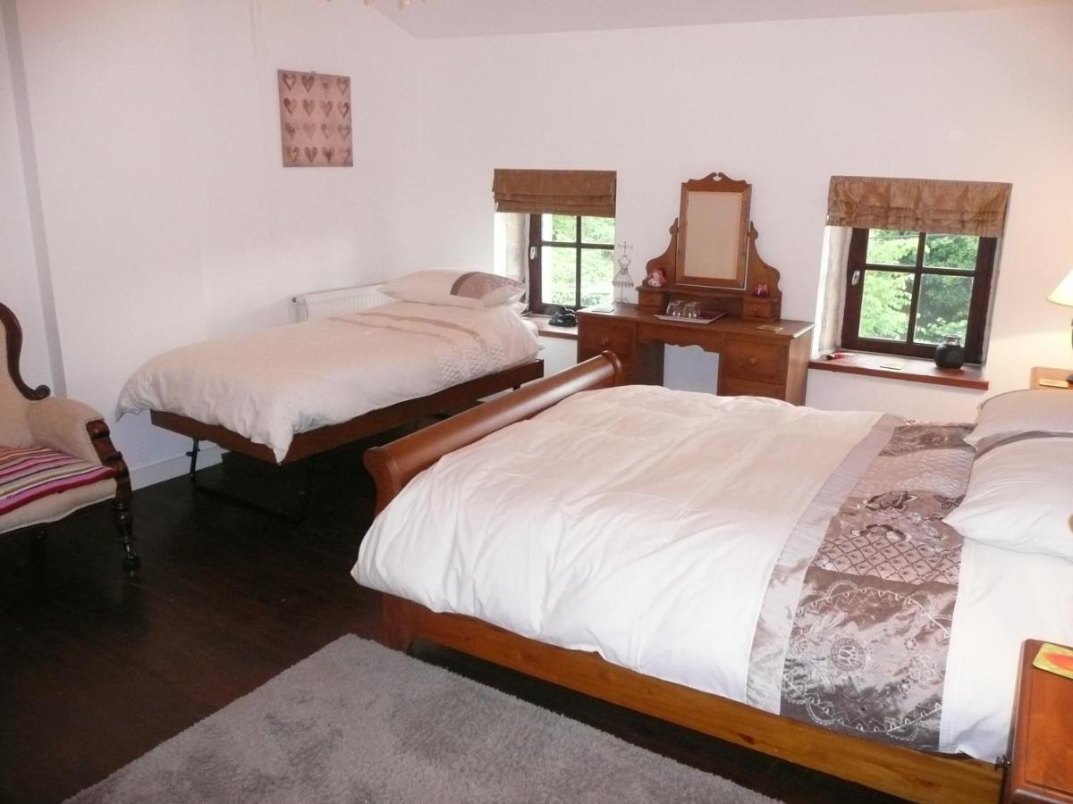 Maison Blanc Bed and Breakfast Gibourne Buitenkant foto